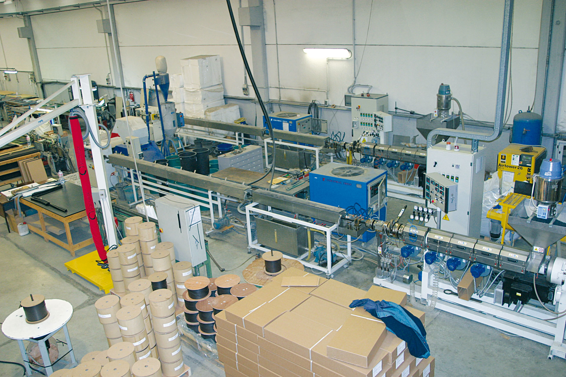 emmeplastsrl-tromello-reparto-produzione